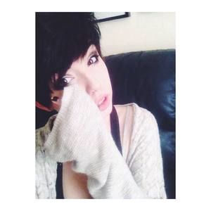 Meet your Posher, Mia